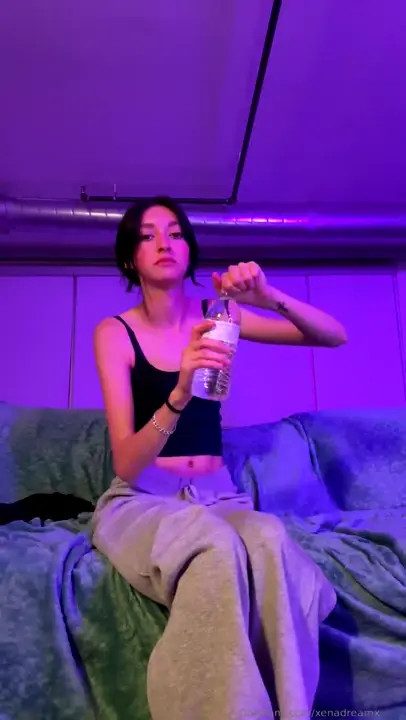 Xenadreamx Gets Her Small Body Pounded