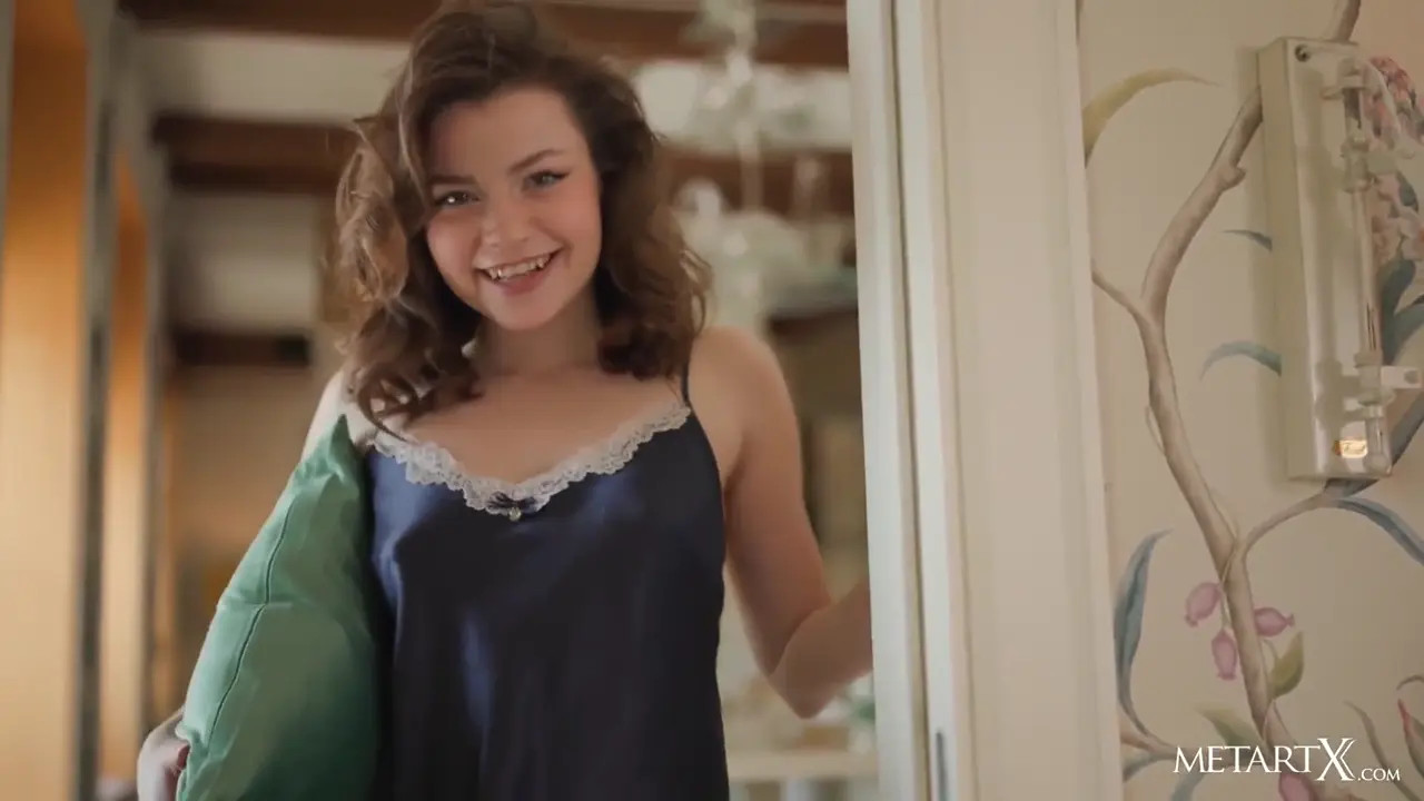 Julia Morozzi Fingers Her Pussy On The Bed