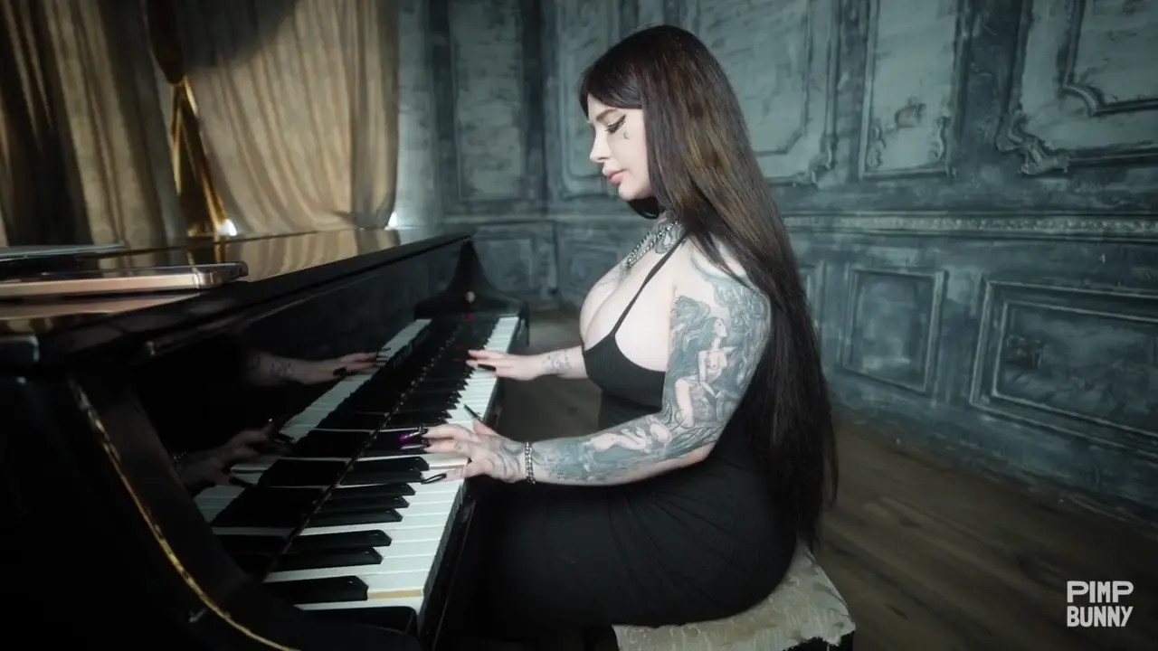 Playing The Piano Ended With Hard Fucking And Cum On The Face