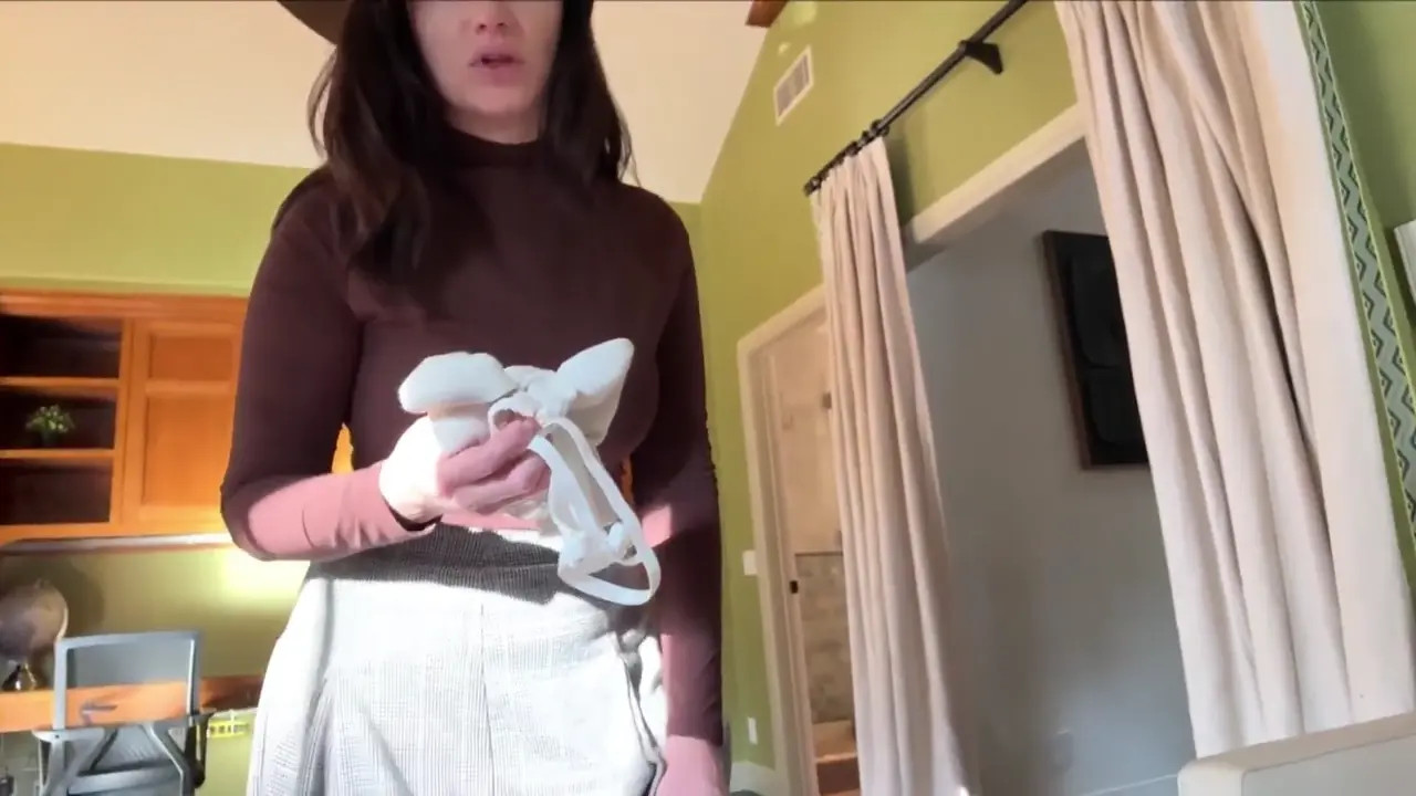 Paris Lincoln Hooks Up With Her Stepbrother