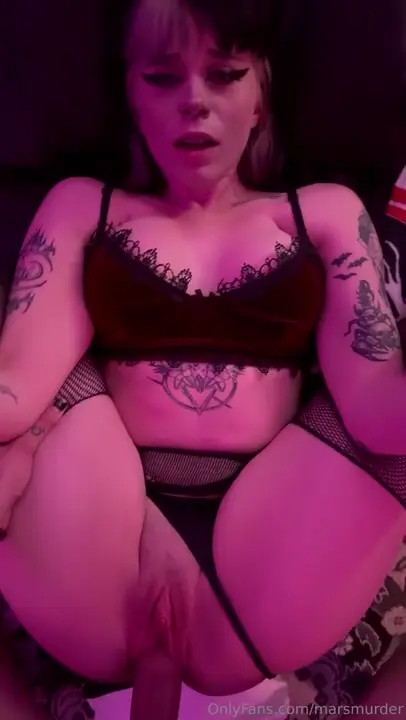 SweetMuffiins's POV Missionary Sex