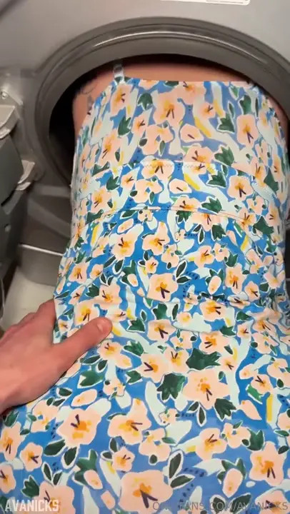 Stepmom Ava Nicks Gets Stuck And Fucked - ePornLeak