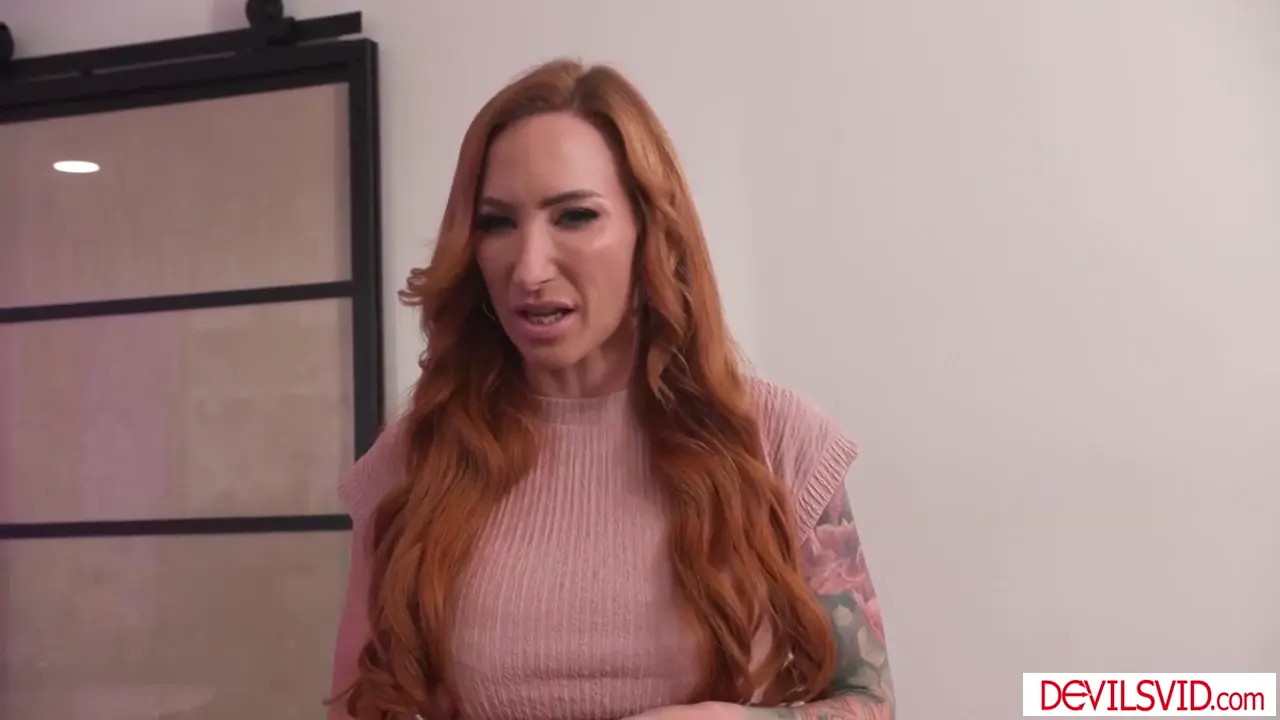 Thesophialocke Lets Stepson Cum Inside Her