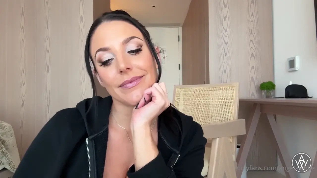 Angela White Takes Victor Ray's BWC