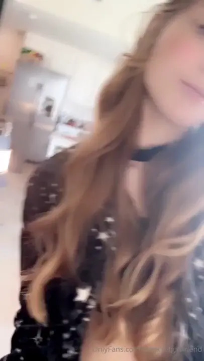 Ursecretgirlfriend Plays With Her Cunt & Rides Her Dildo