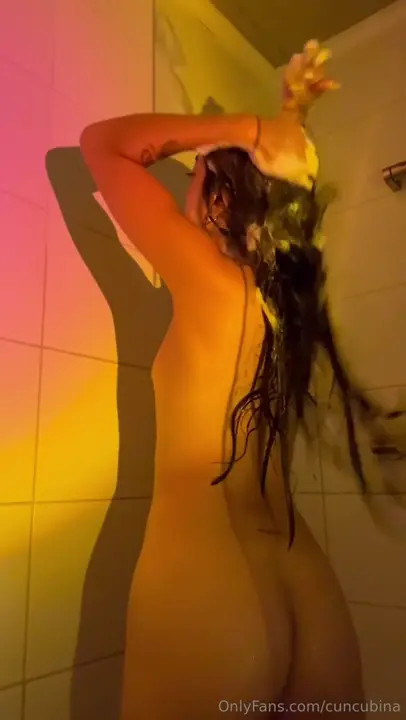 Cuncubina Sex Tape in the Shower