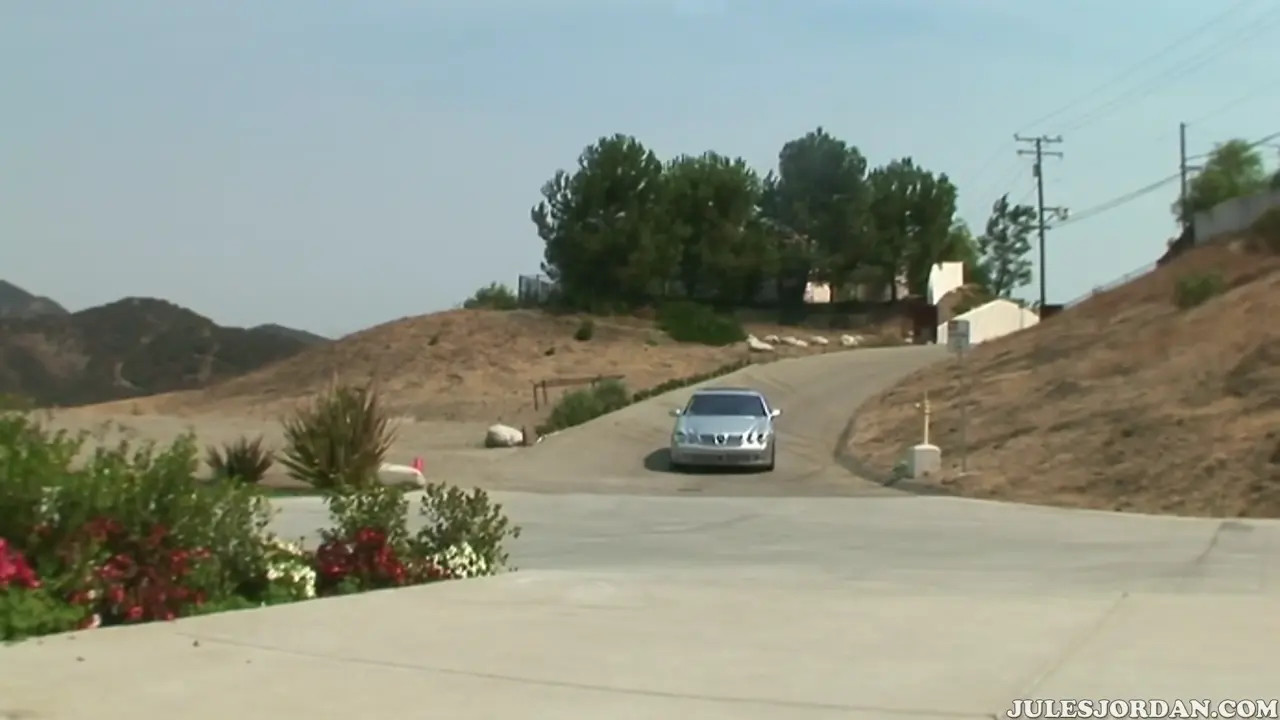 Secretary Gina Lynn Gets Owned By A BBC - ePornLeak