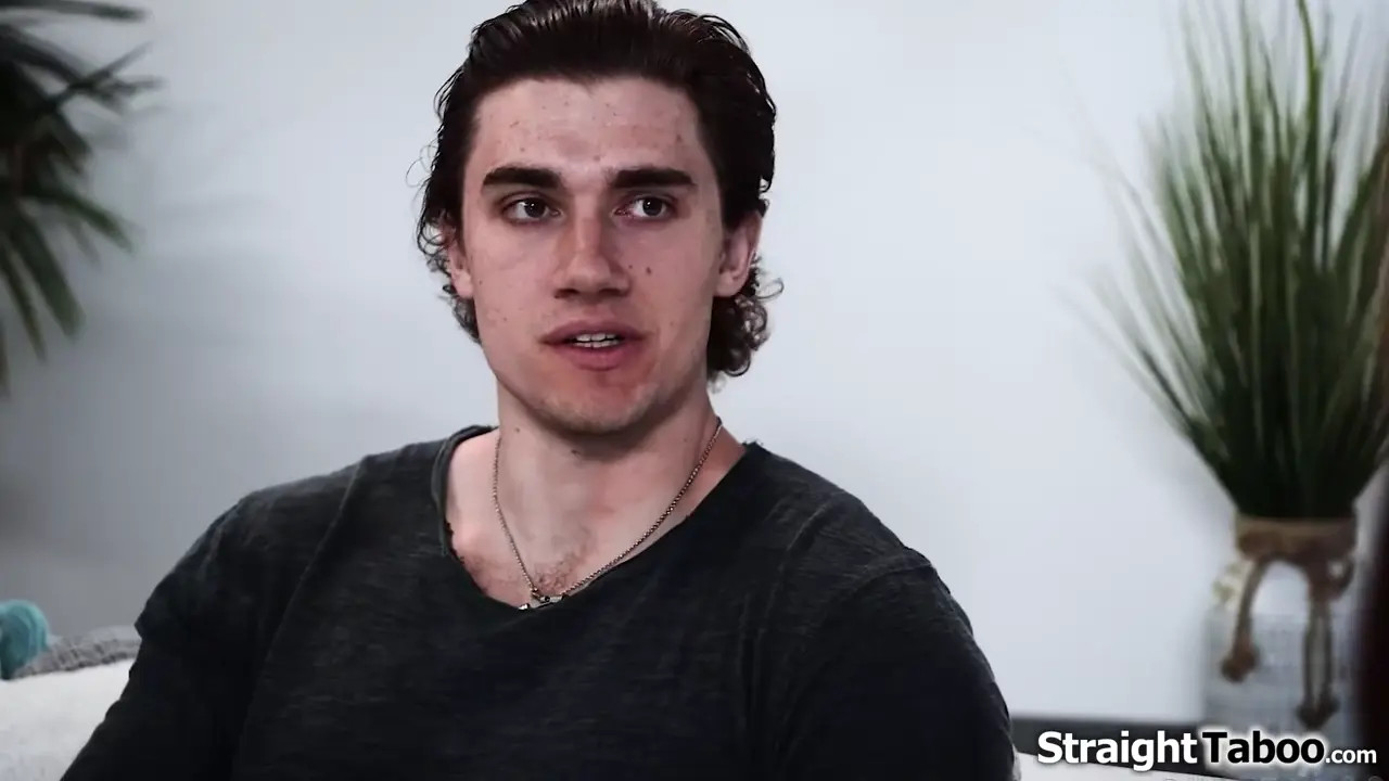 Redhead Vanna Bardot Gets Fucked By Stepbro