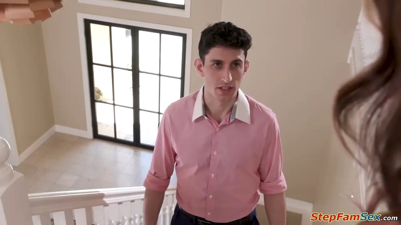 Lolly Dames Gets Fucked By Her Son-in-Law