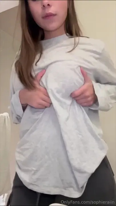 Sophieraiin in Spiderman Cosplay Strips Naked