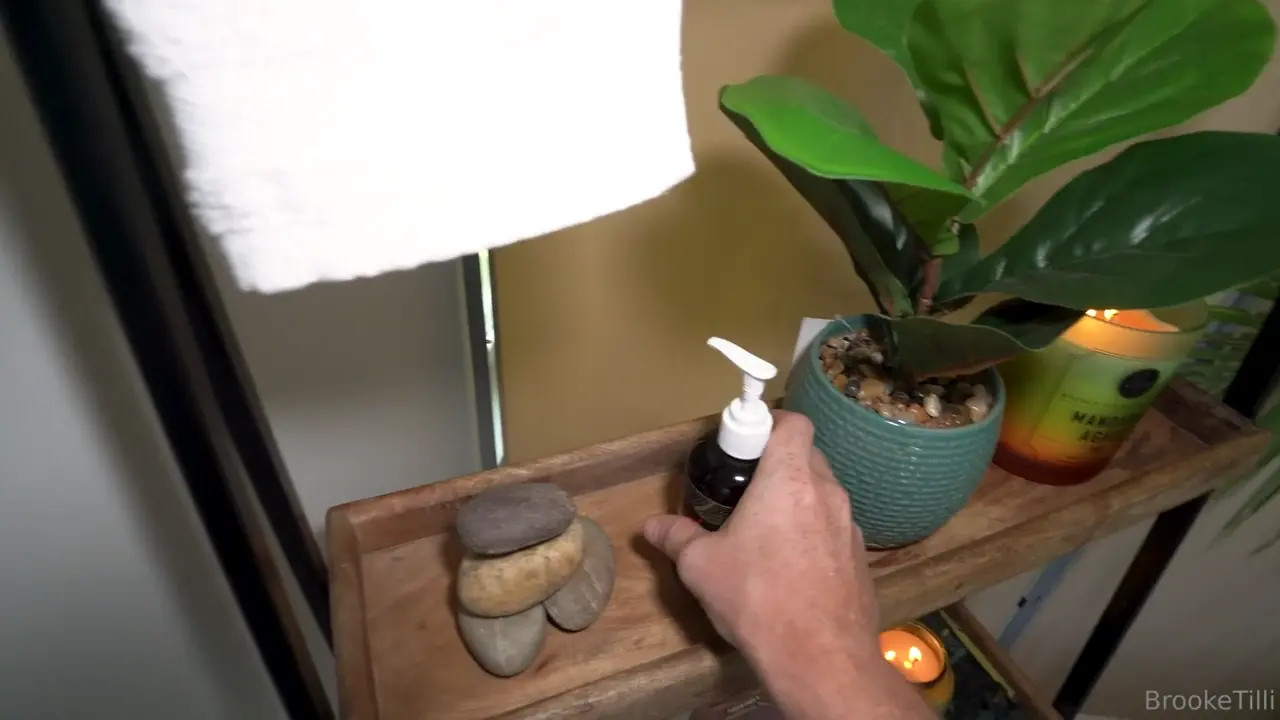 Brooketilli Takes A Cock After A Massage