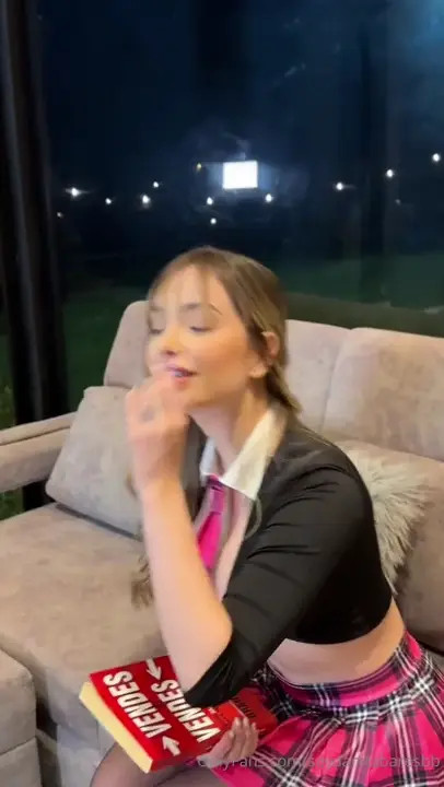 Dani Tabares A Horny Schoolgirl Plays With A dildo - ePornLeak