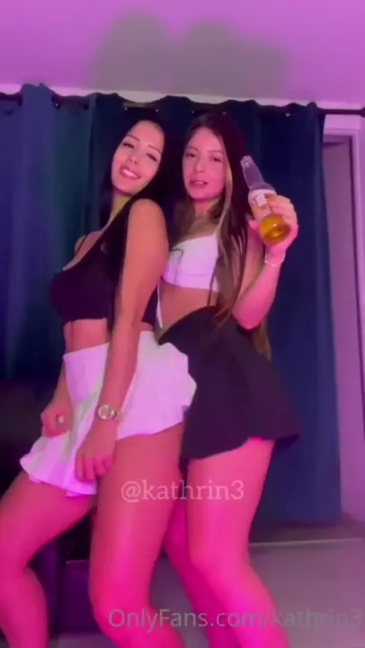 Kathrin3 And Manu_Muv Seductively Dances