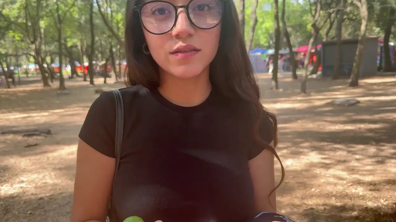 The Tourist AndyMiss Ends Up Fucking a Local - ePornLeak