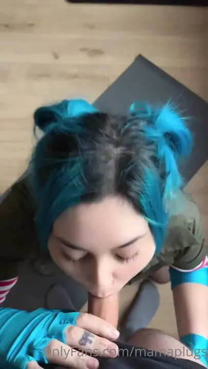 Mamaplugs Takes Big Cock In Missionary