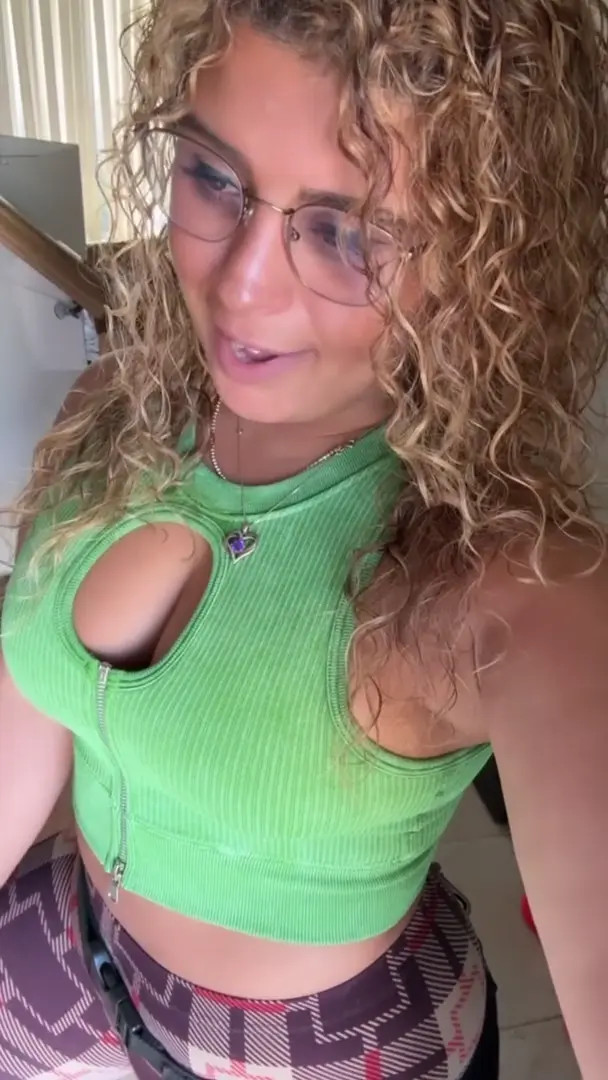 Justyeliz OnlyFans Leaked Nude Video #271055