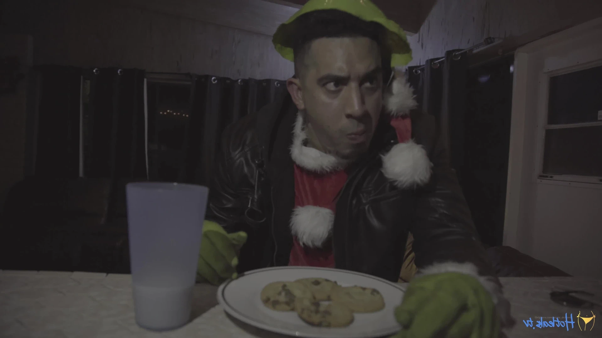 Bruno Dickemz [ bruno_dickemz ] - I love being his submissive - ePornLeak