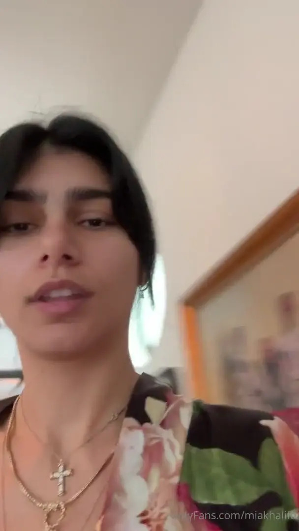 Mia Khalifa 20min Morning Chat Video Leaked - ePornLeak