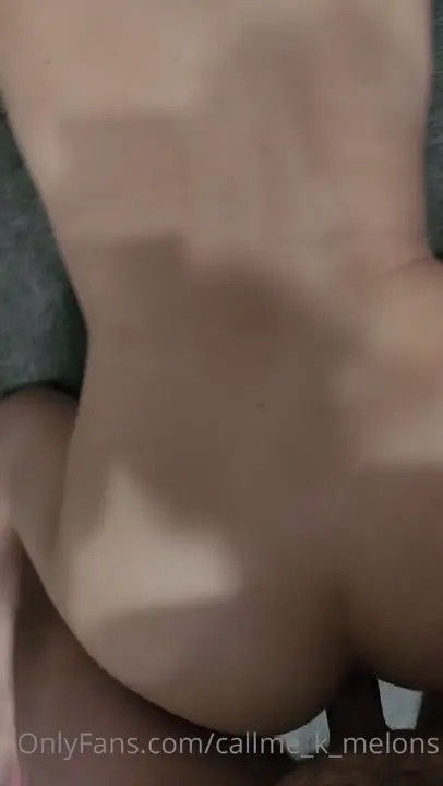 Callme_K_Melons Gets Fucked Hard On The Couch