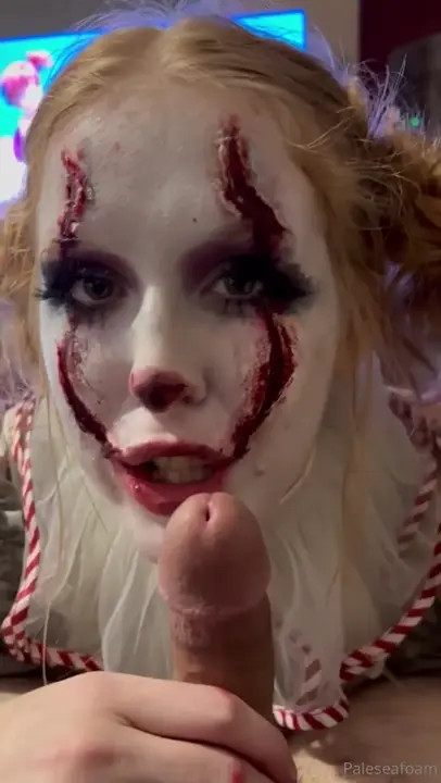 Paleseafoam Pennywise Cosplay BJ