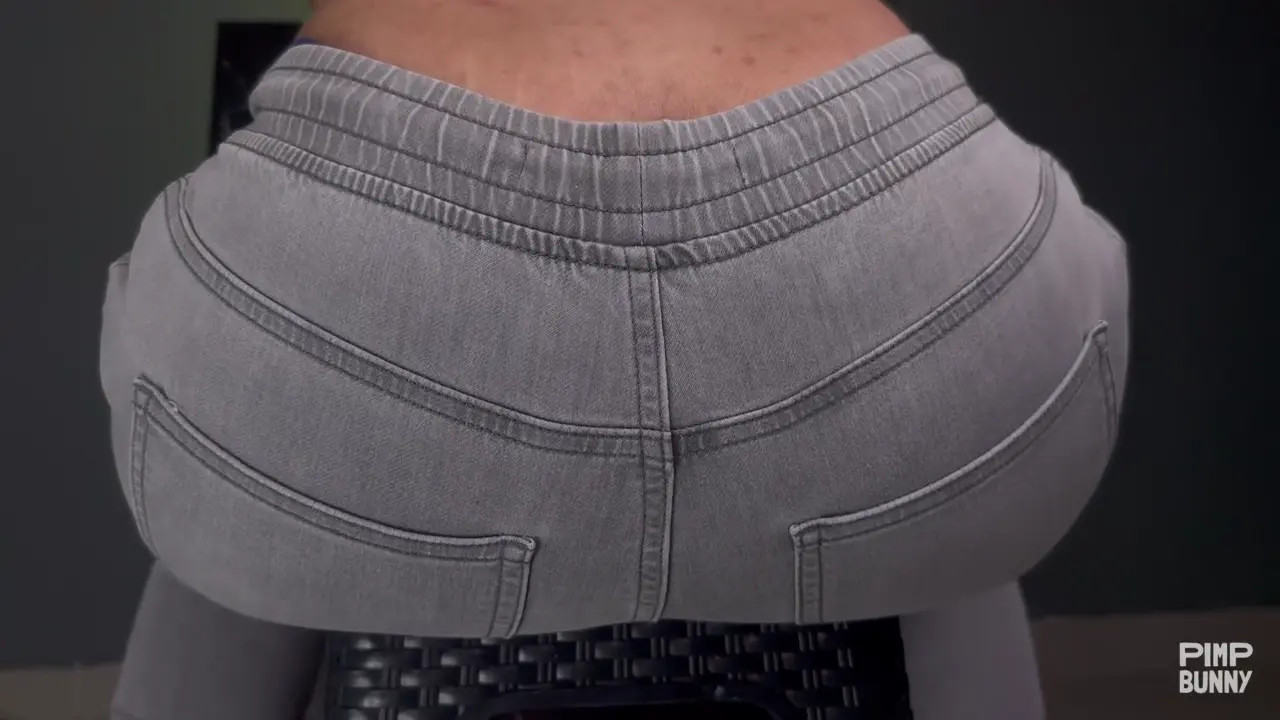 I'm Wearing A Sexy Giant Chinese Underwear