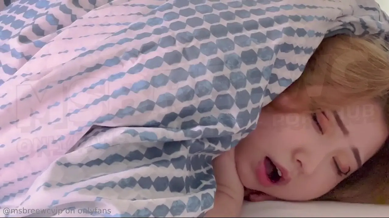 Msbreewc Lesbian Threesome With DjSakuraaaa & Canigetalaserwhip - ePornLeak