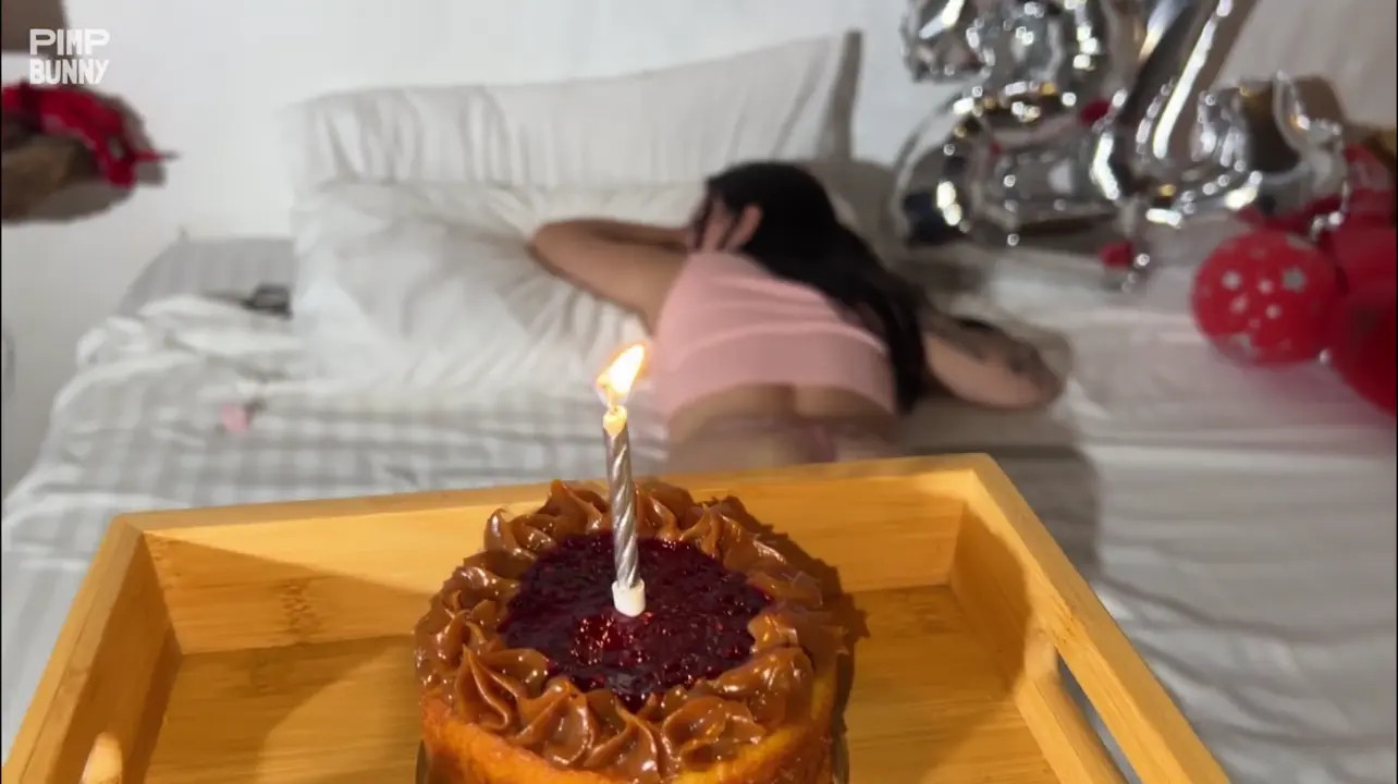 Blowing A Cock On My 24th Birthday