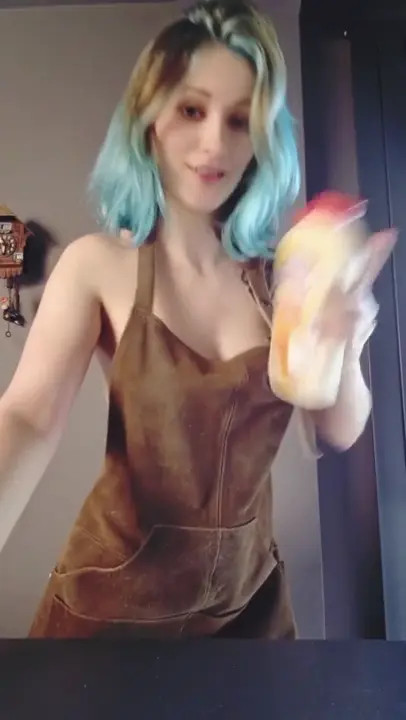 Liensue's Totally Naked On The Table - ePornLeak