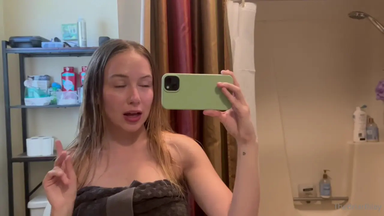 Briar Riley Post Shower Masturbation