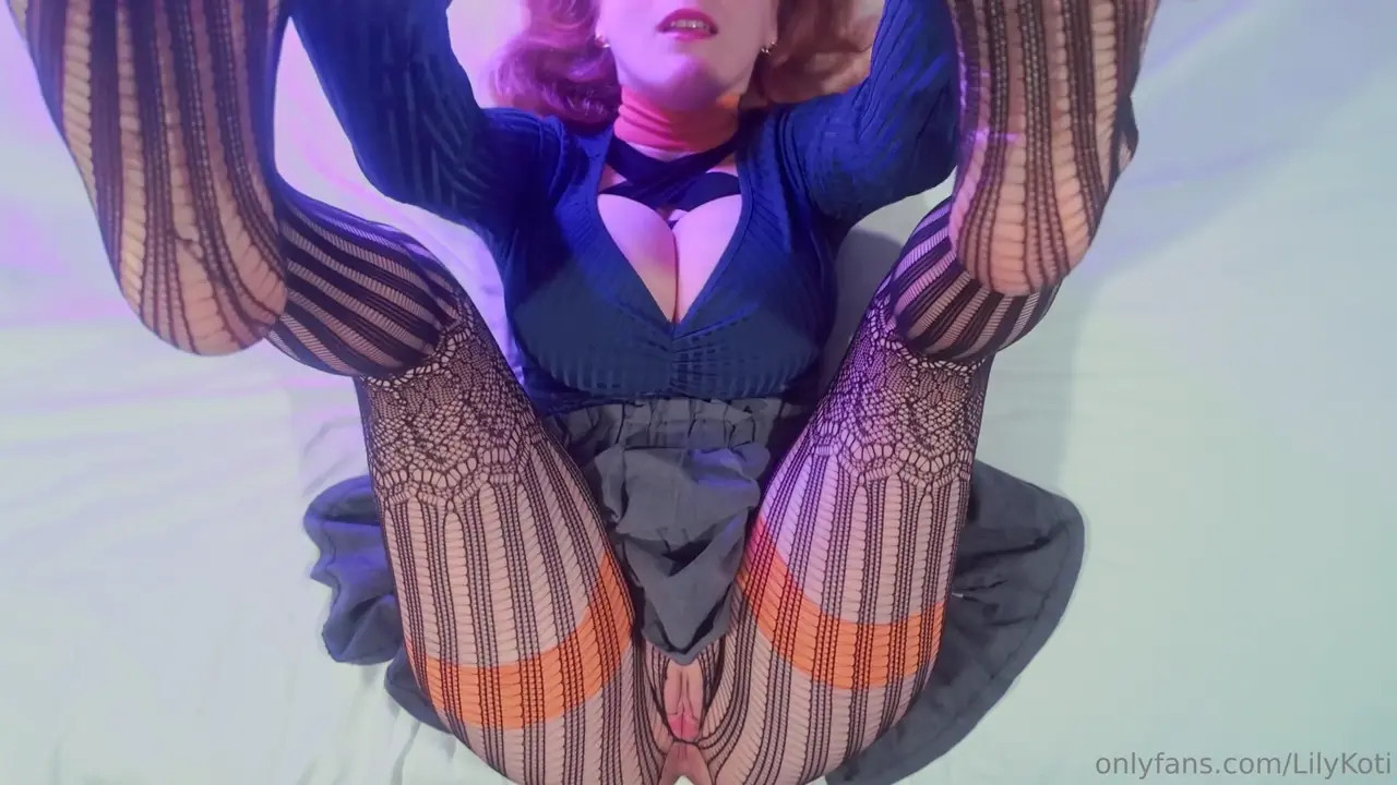 LilyKoti Gets Drilled Hard In Missionary