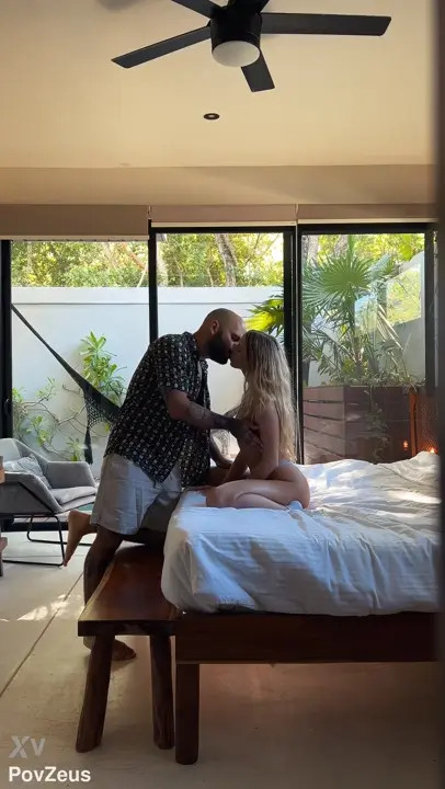 Khloekapri Begs To Be Filled With Cum