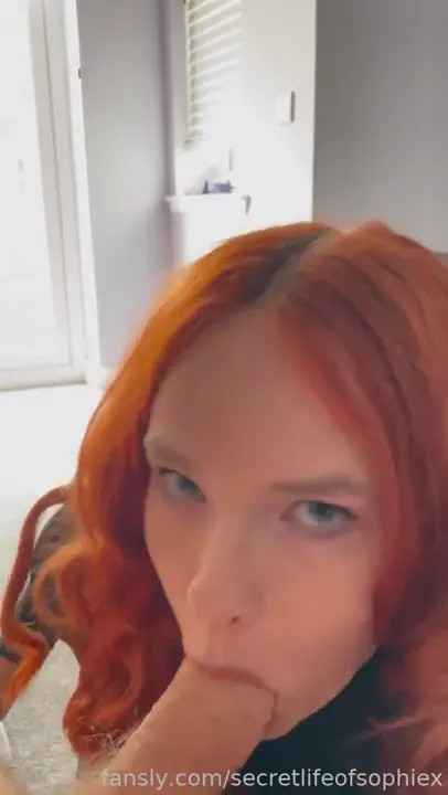SecretLifeOfSophieX Blows And Gives A Boobjob
