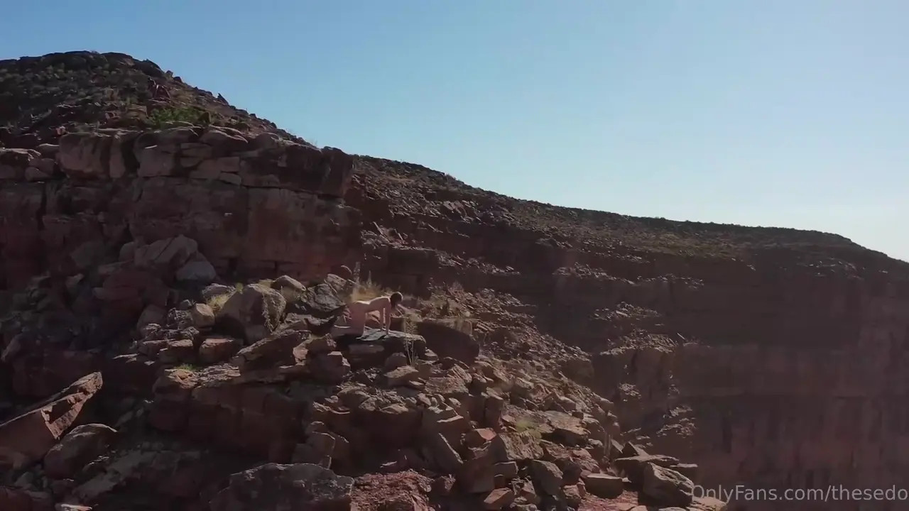 Stella Sedona Fucks At The Grand Canyon