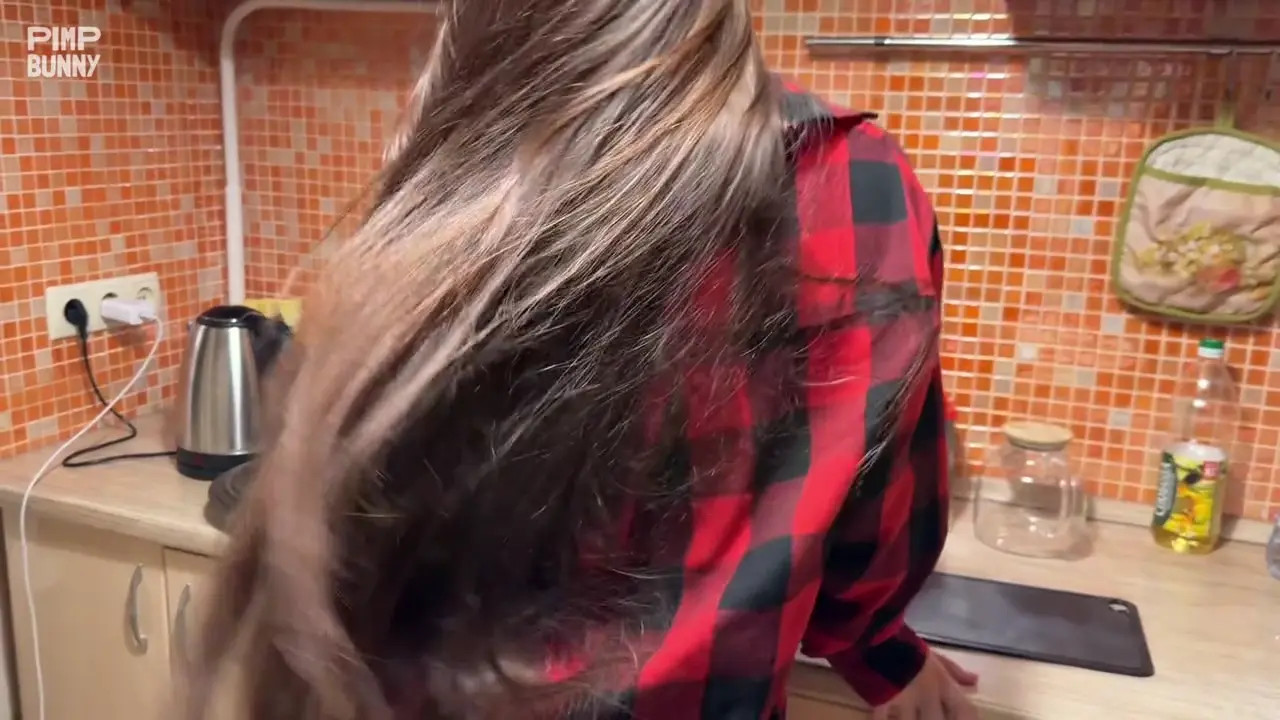 Molly Kit Got Fucked Standing Up In The Kitchen
