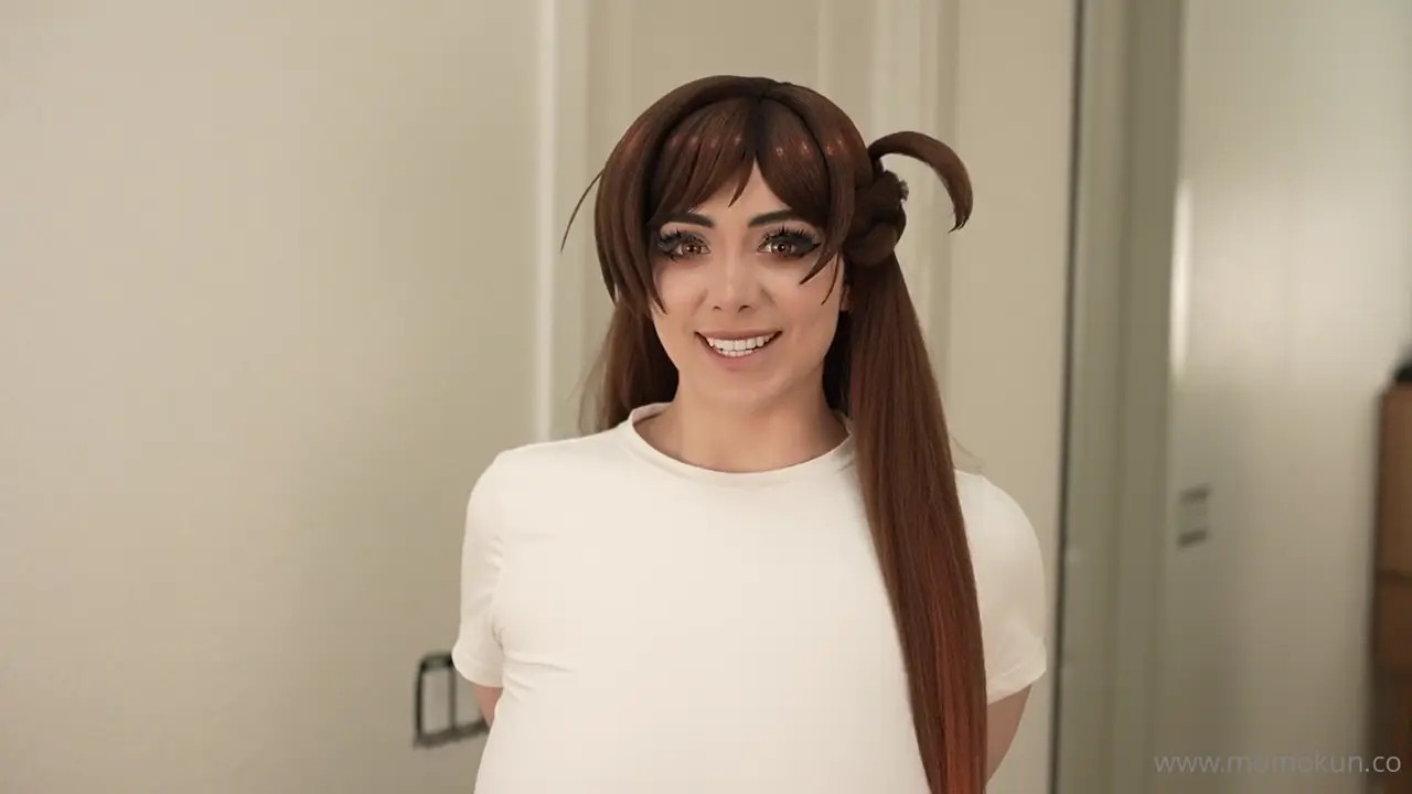 Momokun Masturbates As Chizuru Mizuhara
