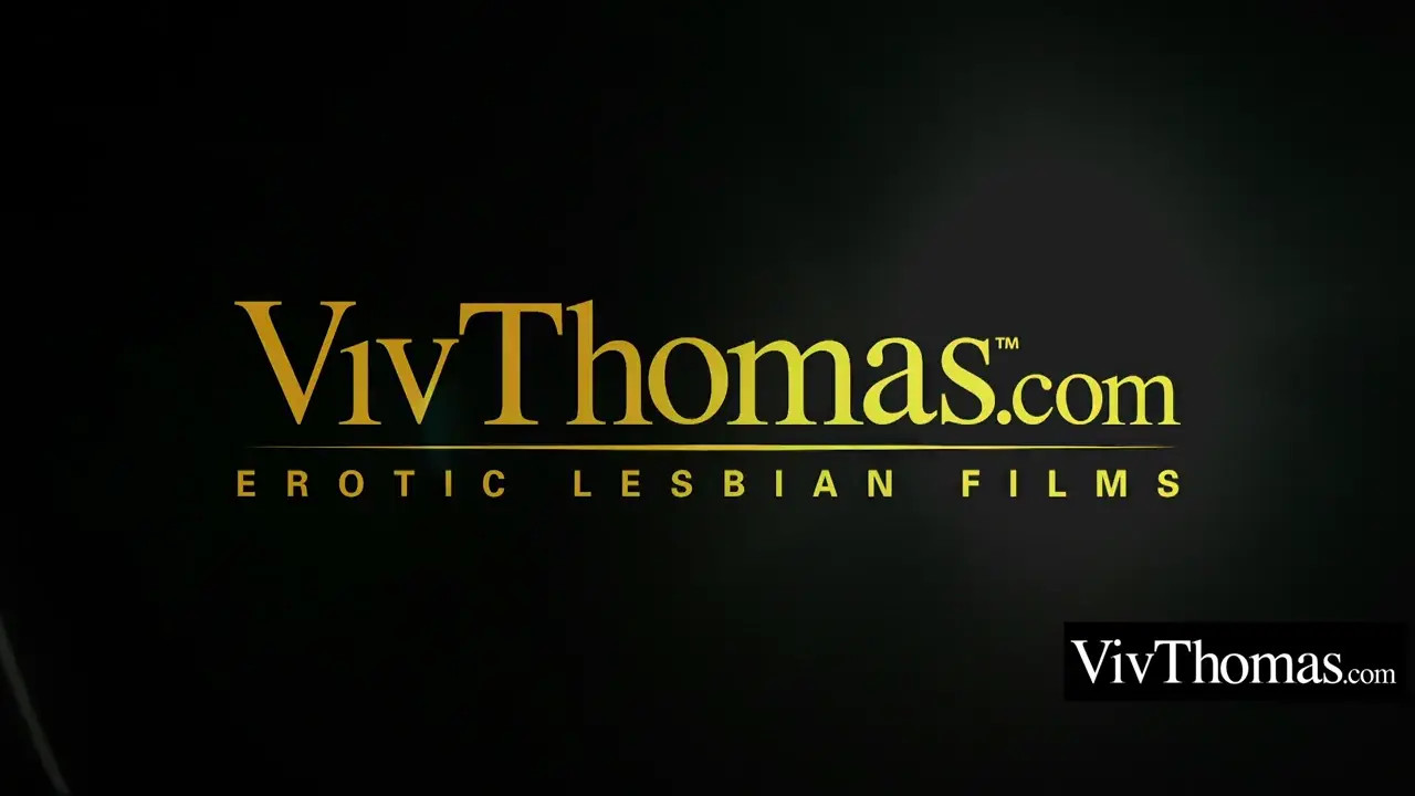 Caroilna.Savage, Lottie Magne & Junestartobloom's Lesbian Threesome By The Pool