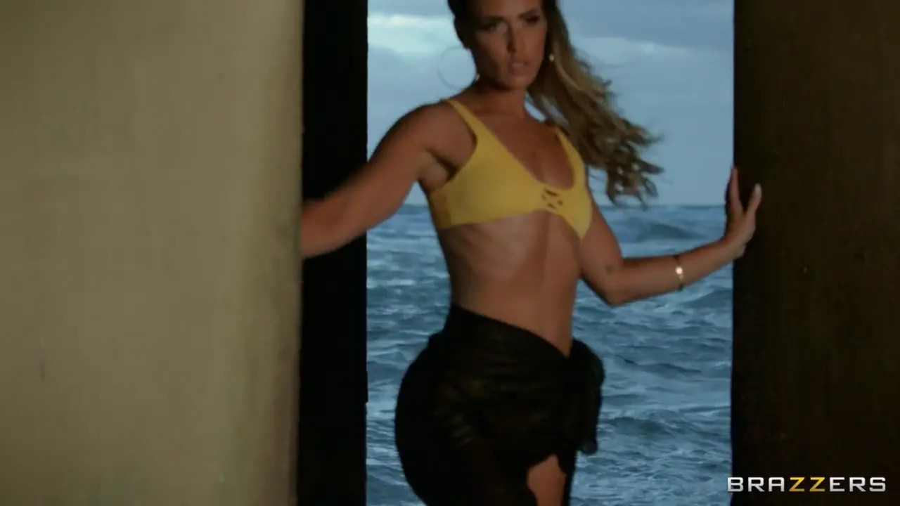 Kelsi Monroe Gets A BWC Anal Pounding - ePornLeak