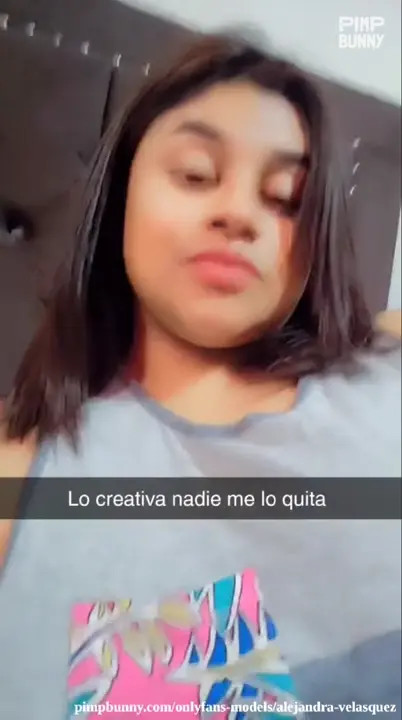 Honduran Nymphomaniac Getting A Huge Cucumber Into His Pussy Wet - ePornLeak