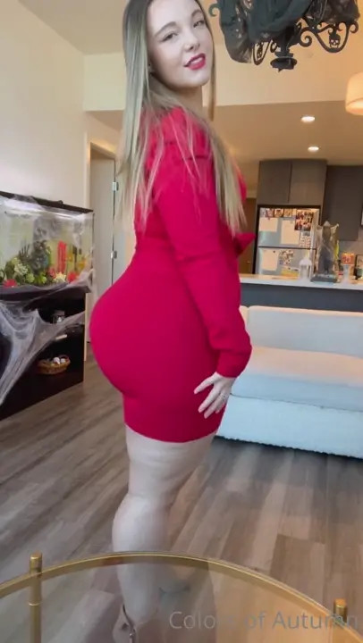 Autumn Nelson Twerks And Blows Her Dildo