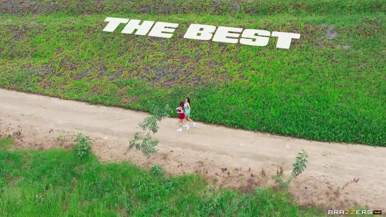 Alexis Fawx, Romi Rain & Kali Roses Foursome - ePornLeak