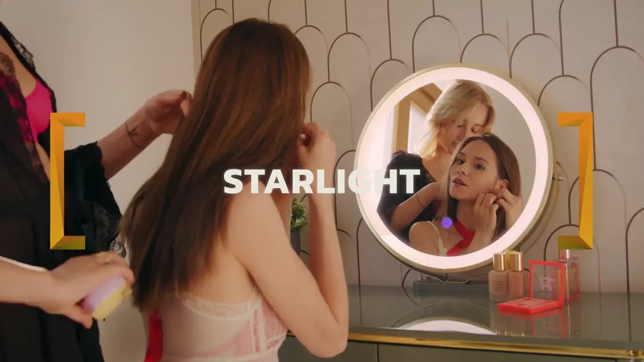 Leona Mia & Kelly Collins’ Lesbian Play