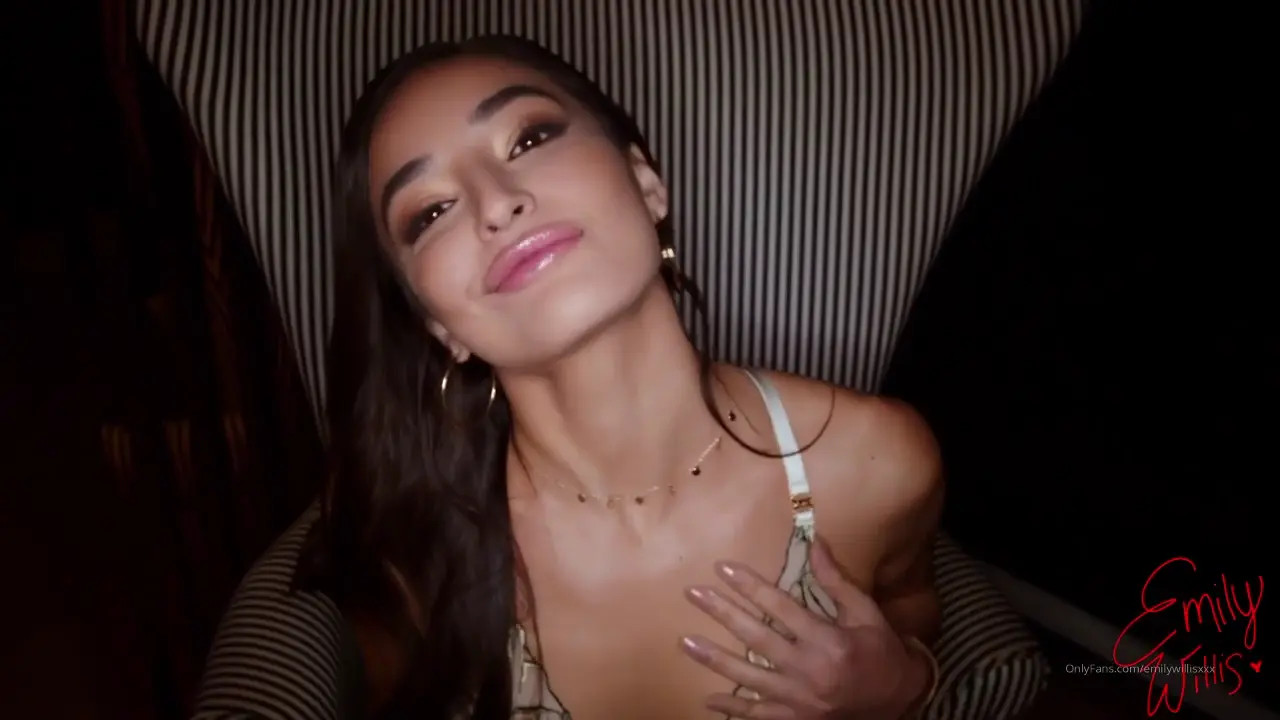 Emily Willis MMF Threesome