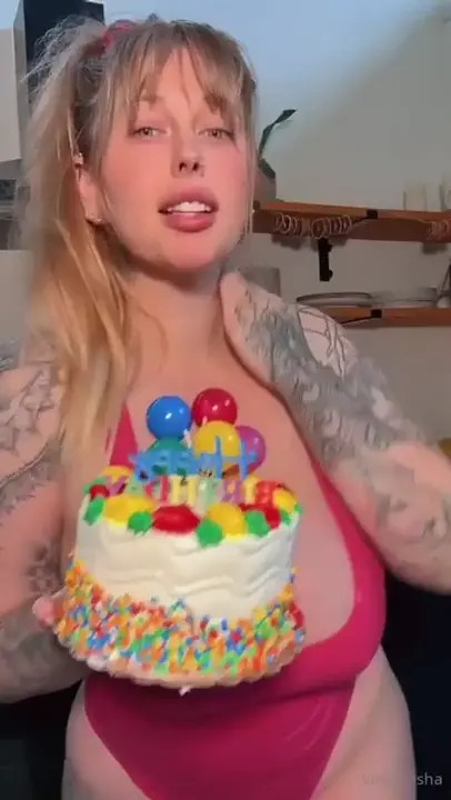 Vicky Aisha Plays With Her Cake All Over Her Body
