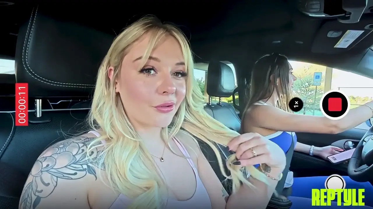 EllaReesexxx And Thekaylove Have Sex With A Stranger