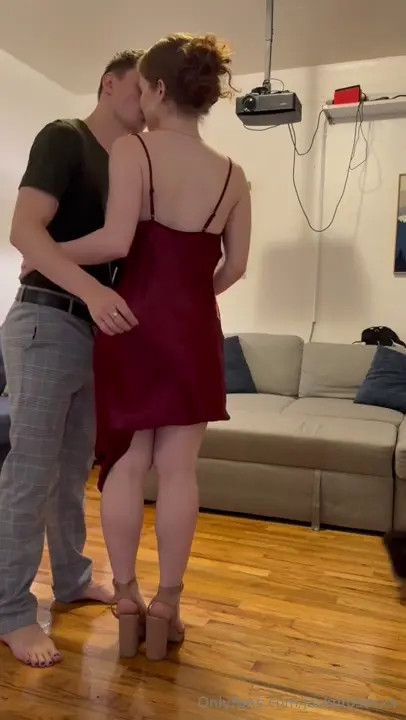 JacknRosexxx Gets A Dicking Down On The Couch