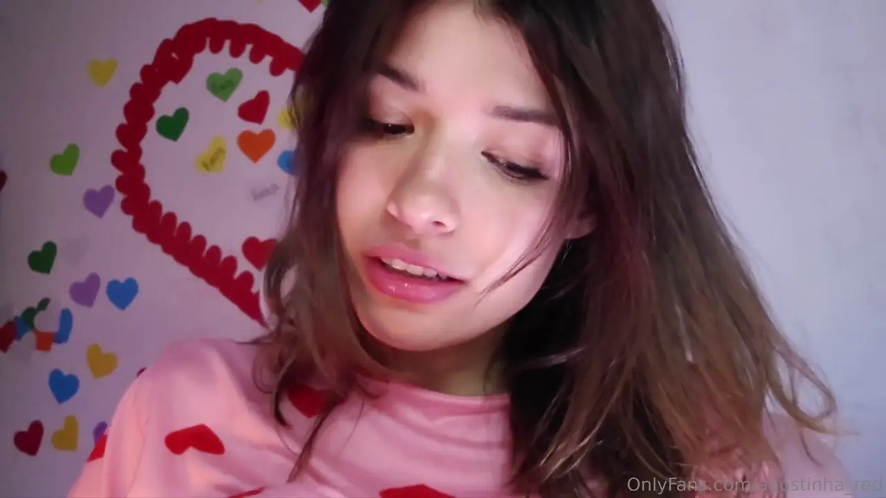 Agostinha_Red Masturbates In Her Pajamas