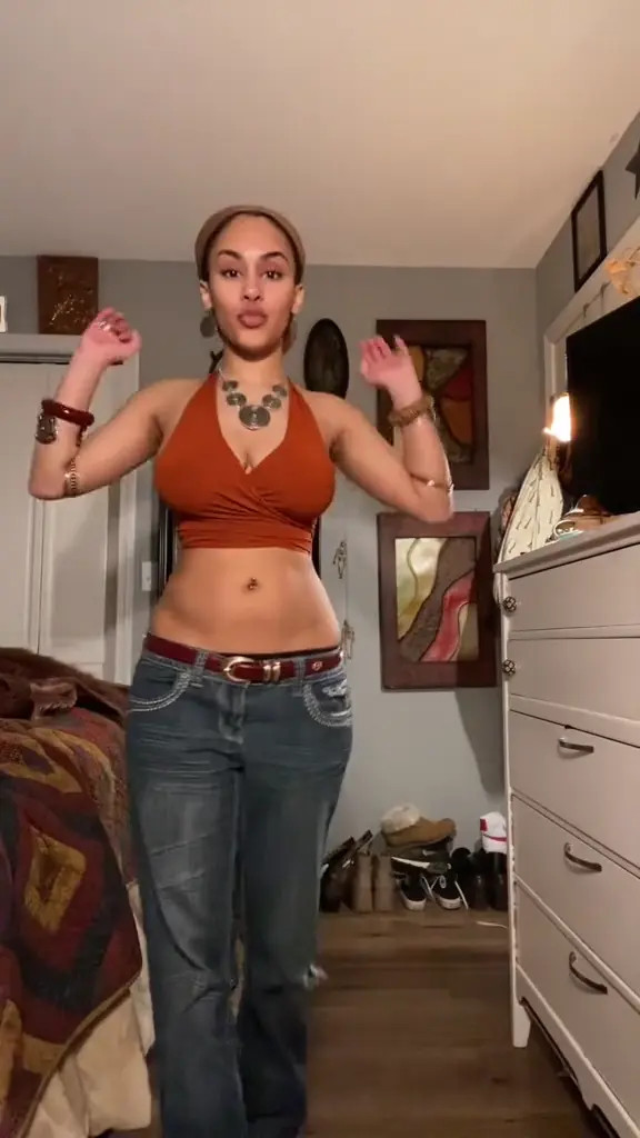 Aaliyeezyy OnlyFans Leaked Nude Video #297698