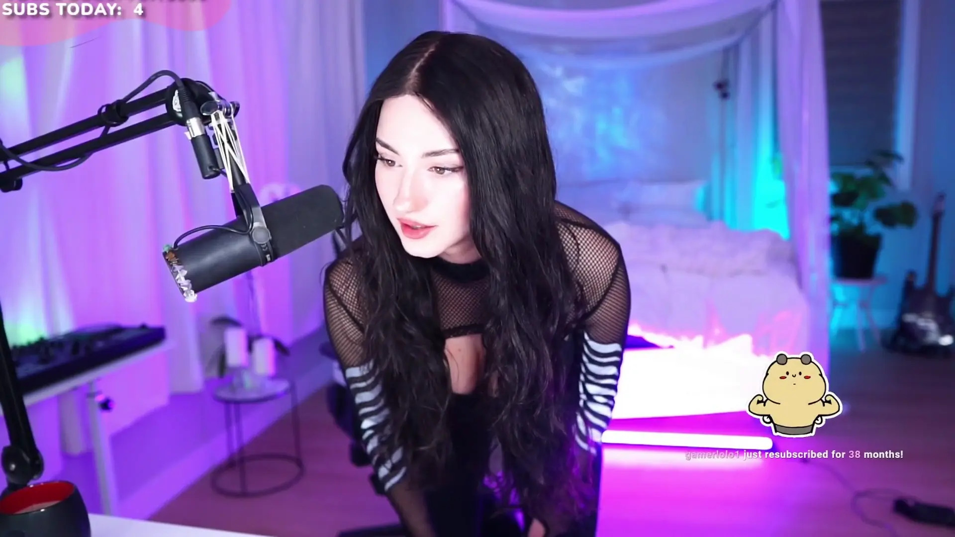 Palmbeee OnlyFans Leaked Nude Video #303911