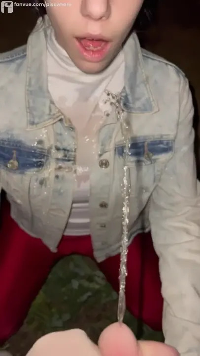 Lana Michaels Receives a Facial