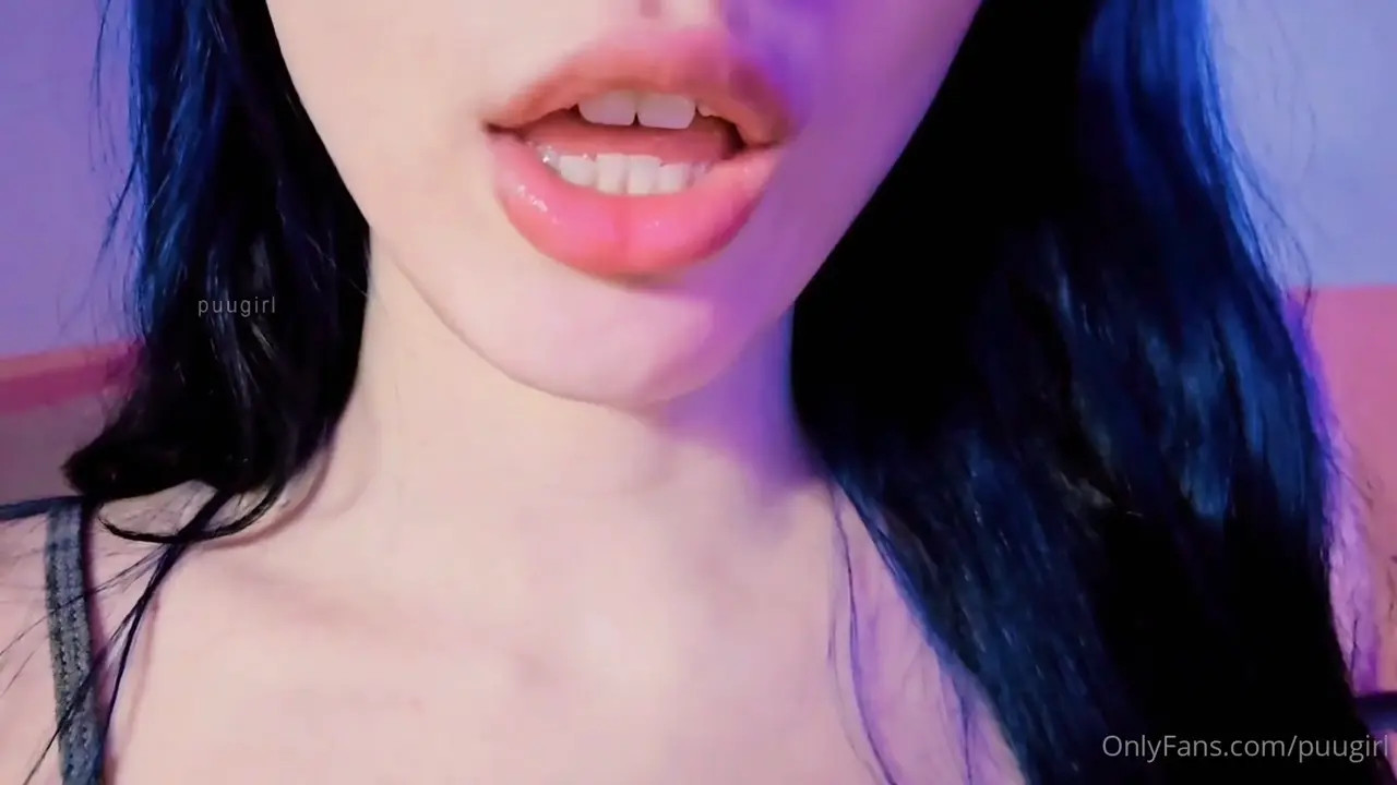 PuuGirl Closes Up On Creamy Pussy Fingering - ePornLeak